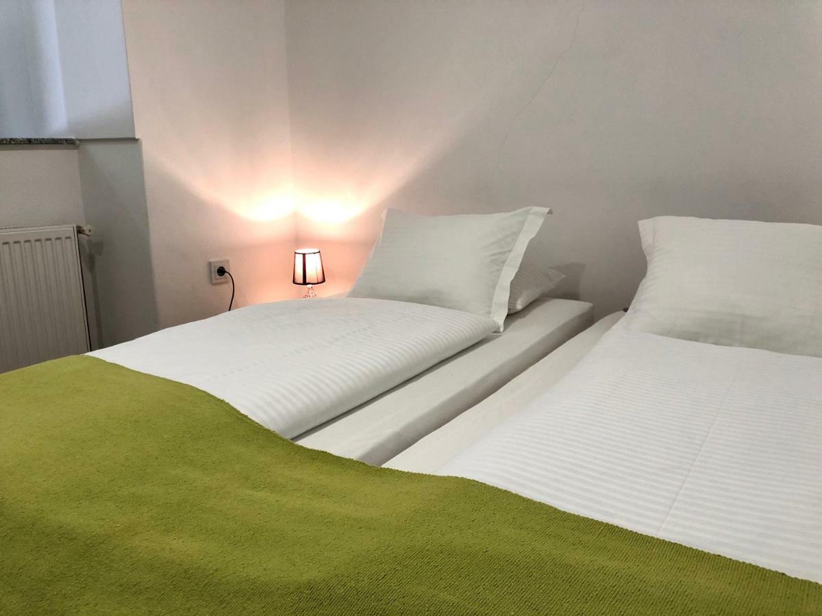 Veronika Group Radiceva Zagreb Ngoại thất bức ảnh